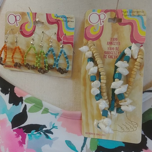 NWT OP Trio of Anklets and Trio of Beaded Earrings Boho - Picture 4 of 4